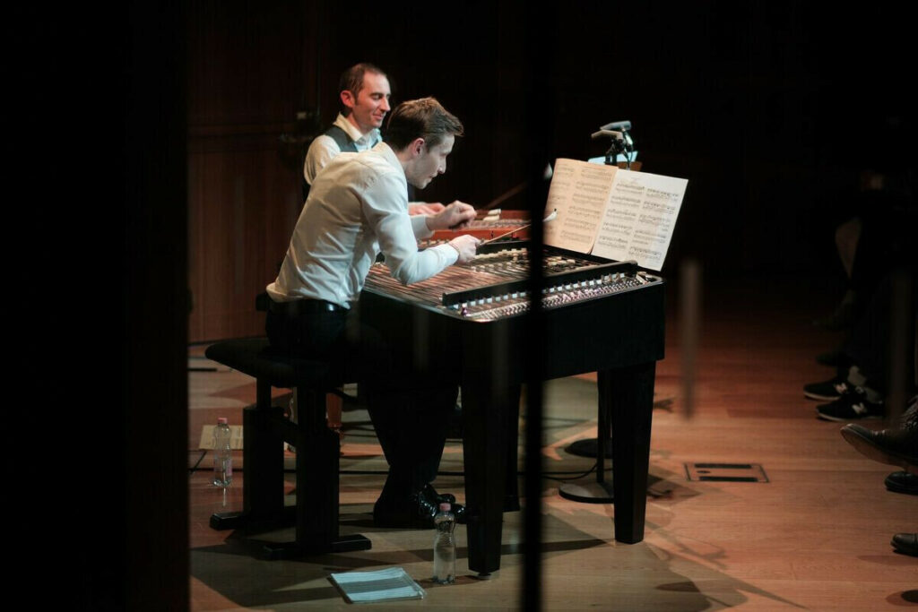 ©MAGYAR-ZENE-HÁZA_Szabó-Bence_20230215-Cimbalom-037___responsive_1200_800